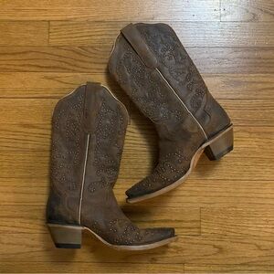 JB Dillon Women’s Studded Snip Toe Cowboy Boots Size 6